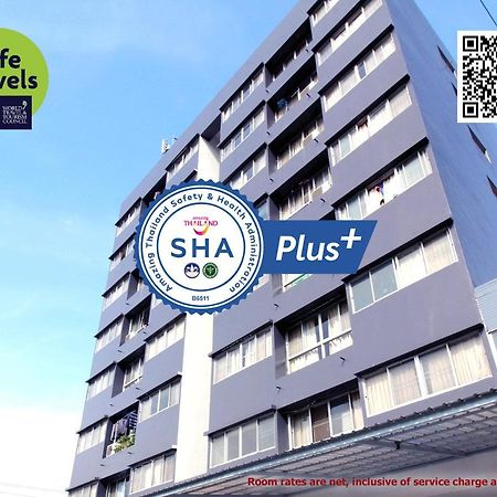 Lee Place Phatthanakan Condo 방콕 외부 사진