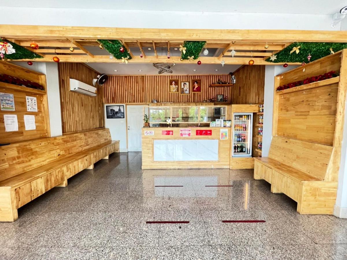 Lee Place Phatthanakan Condo 방콕 외부 사진