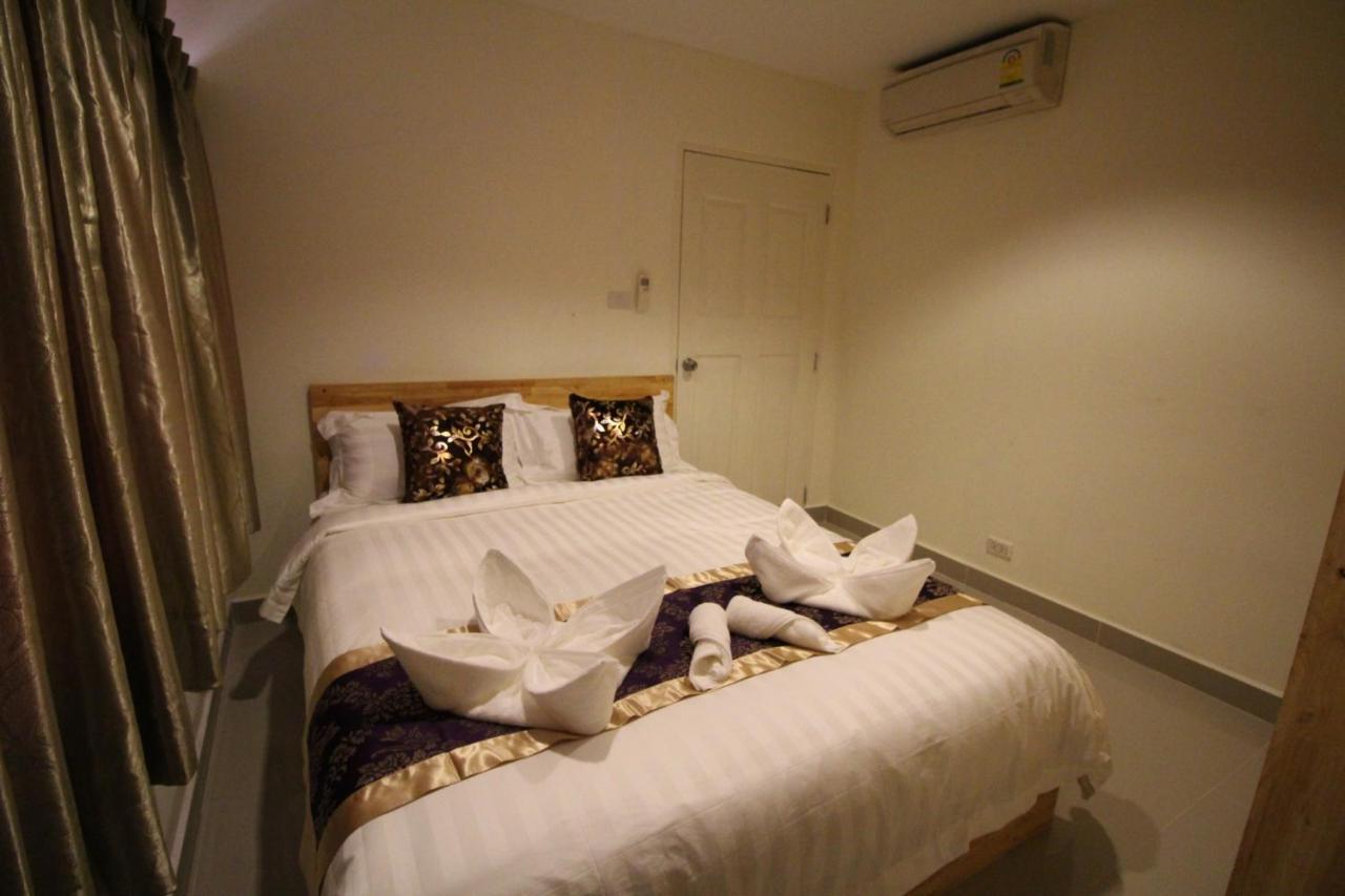 Lee Place Phatthanakan Condo 방콕 외부 사진